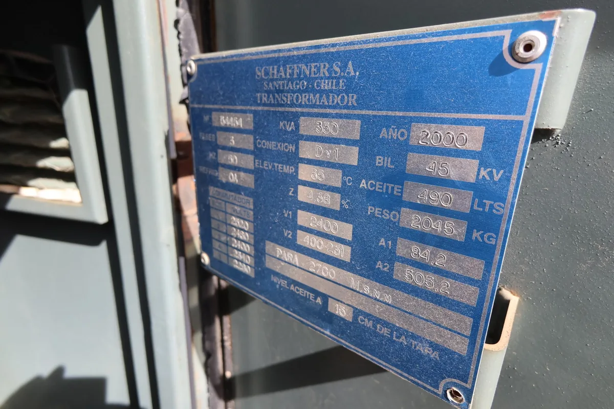 Mediciones con analizador de calidad de energía sobre un transformador
